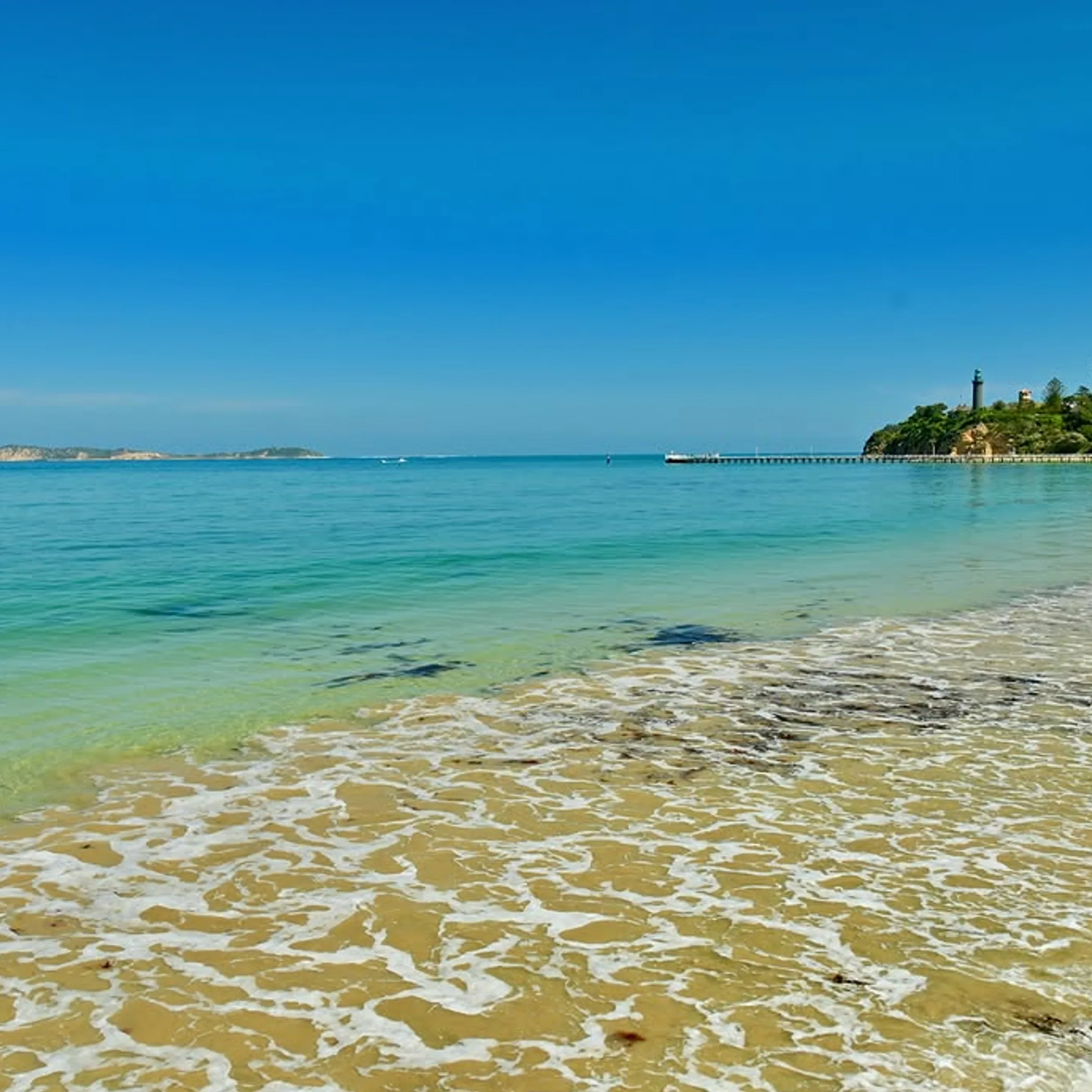 queenscliff seaside setting